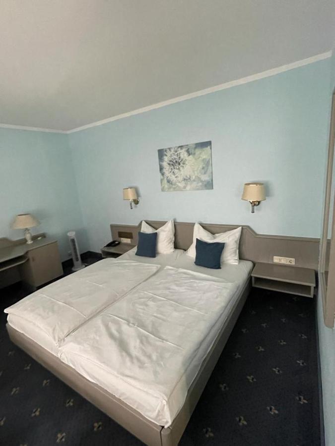 Hotel Borger Франкфурт на Майн Екстериор снимка
